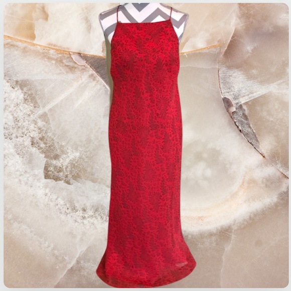 Ann Taylor Dresses & Skirts - HOST PICK!!! 🌺🌺Absolutely Gorgeous red dress